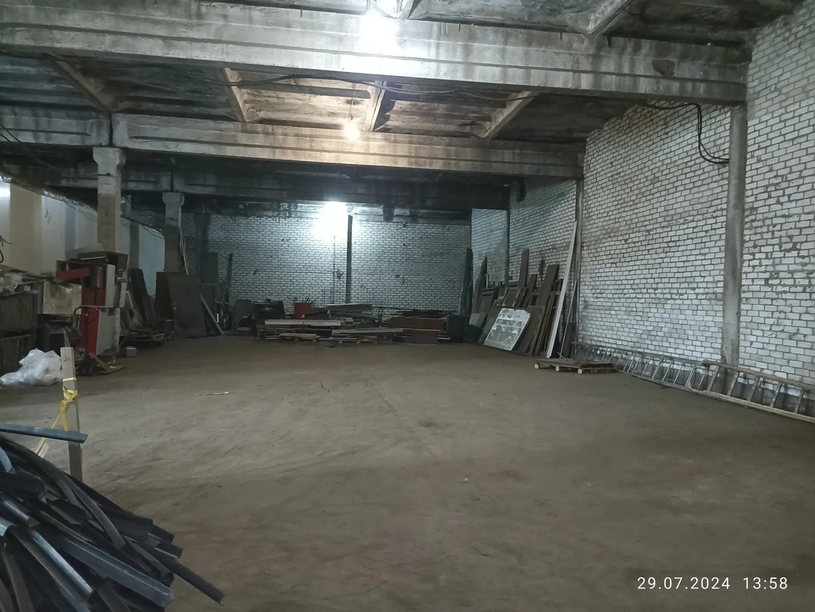 Property for sale for production purposes. 400 m². Heroev Stalynhrada ul., Dnipro. 