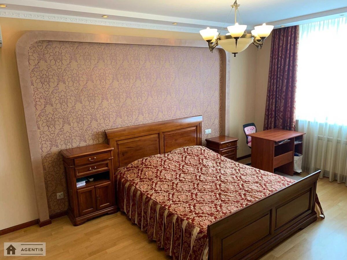 Apartment for rent. 4 rooms, 144 m², 19 floor/24 floors. 1, Sribnokilska 1, Kyiv. 