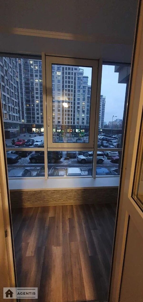 Сдам квартиру. 1 room, 51 m², 2nd floor/17 floors. 19, Академіка Вільямса вул. (Степана Рудницького), Киев. 