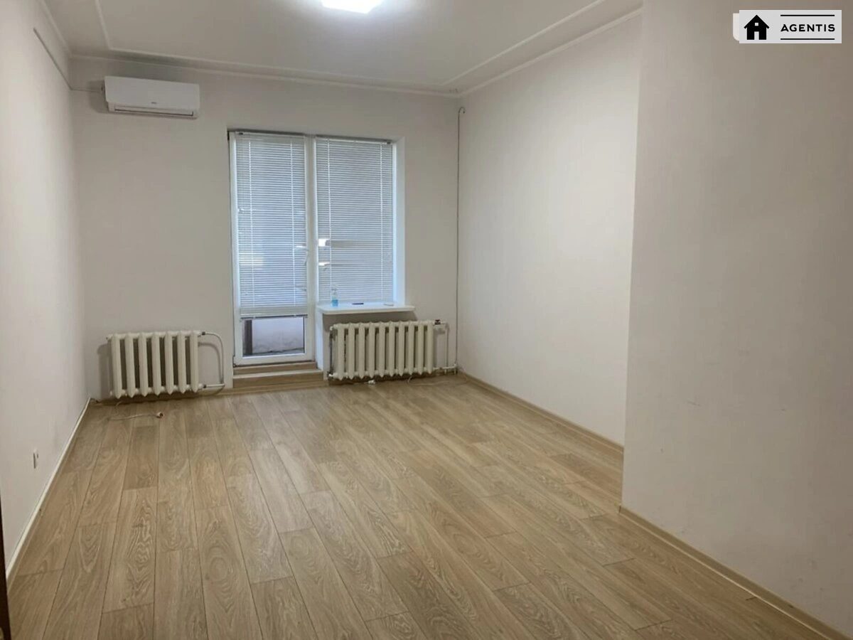 Apartment for rent. 3 rooms, 125 m², 18 floor/18 floors. 13, Dmytrivska 13, Kyiv. 