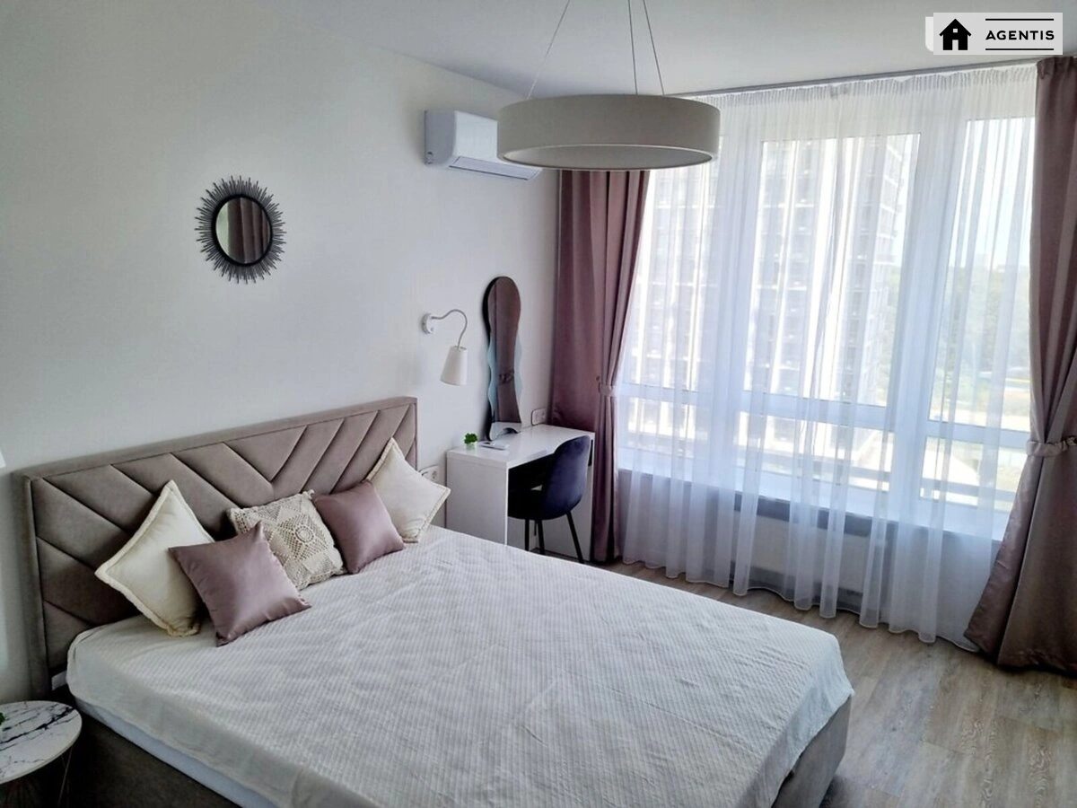 Сдам квартиру. 1 room, 45 m², 8th floor/26 floors. 57, Віктора Некрасова вул. (Північно-Сирецька), Киев. 