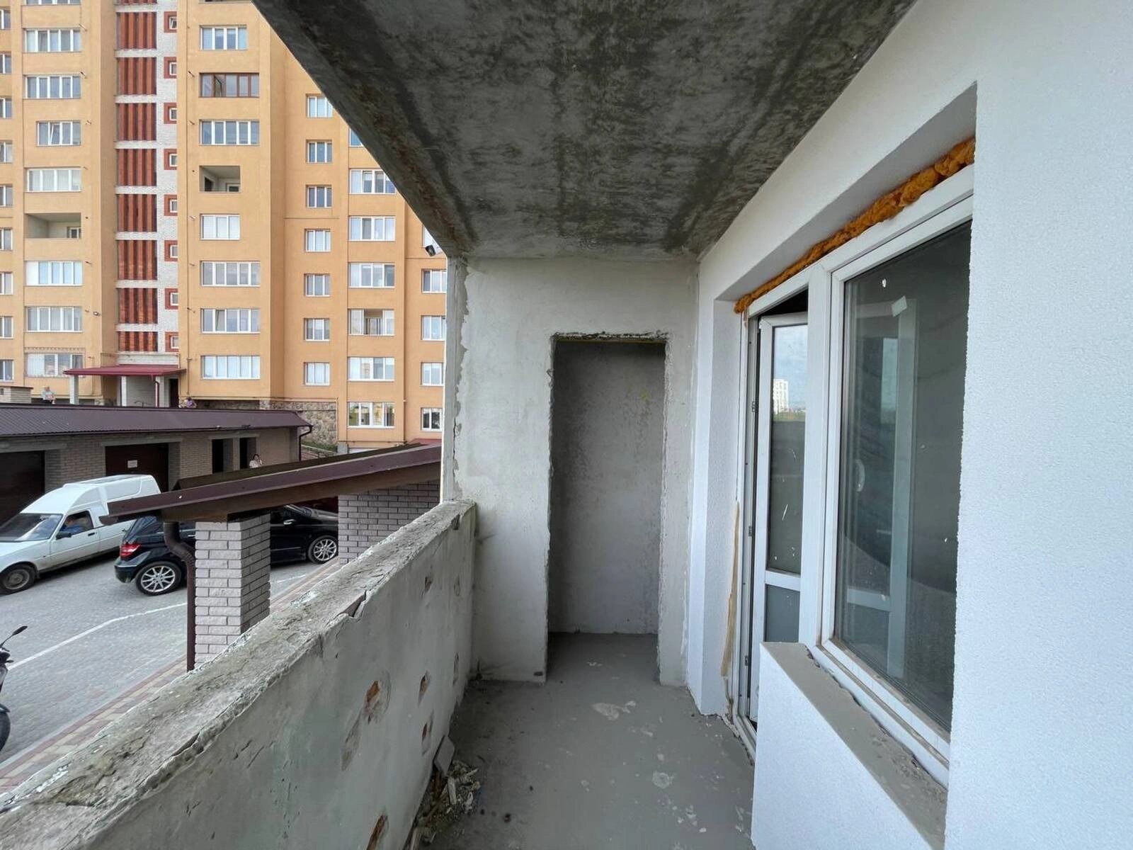 Apartments for sale 2 rooms, 67 m², 2nd fl./10 floors. Illyenka vul., Ternopil. 