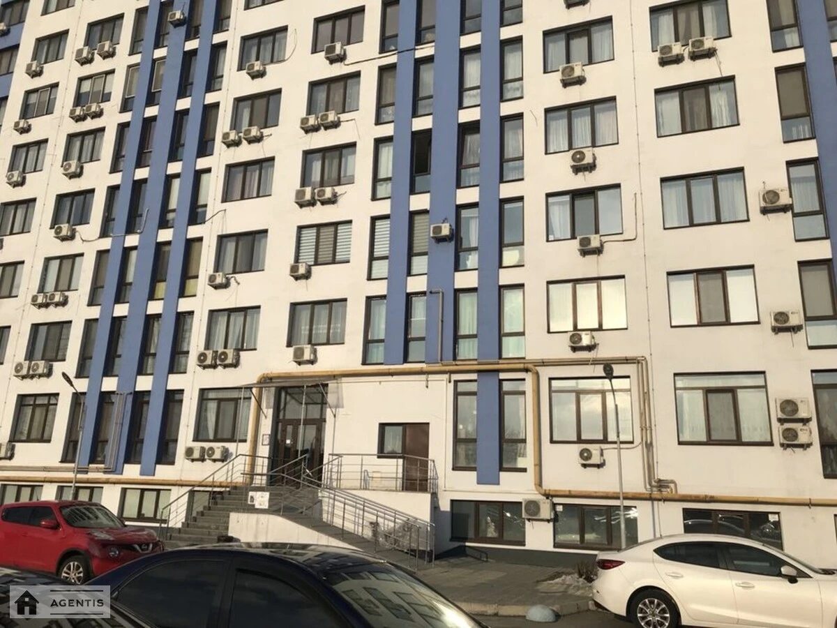 Apartment for rent. 1 room, 30 m², 8th floor/10 floors. 75, Alimpiya Halyka vul. Malozemelna, Kyiv. 