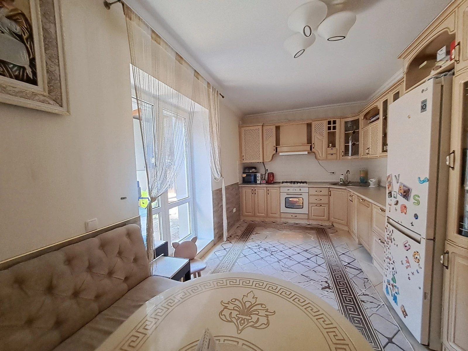 Apartments for sale 3 rooms, 825 m², 1st fl./4 floors. Lepkoho vul., Petrykov. 