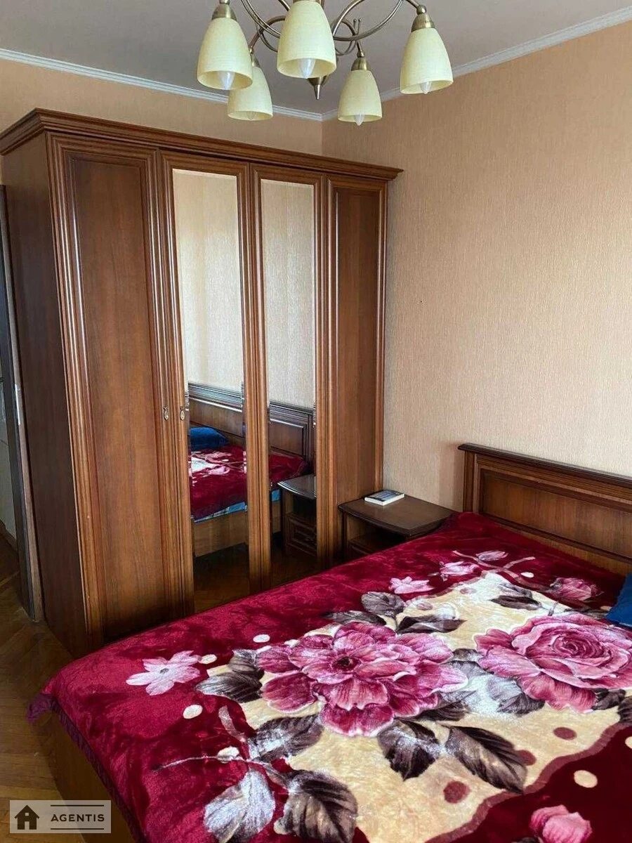Apartment for rent. 3 rooms, 70 m², 9th floor/9 floors. 9, Obolonskiy 9, Kyiv. 