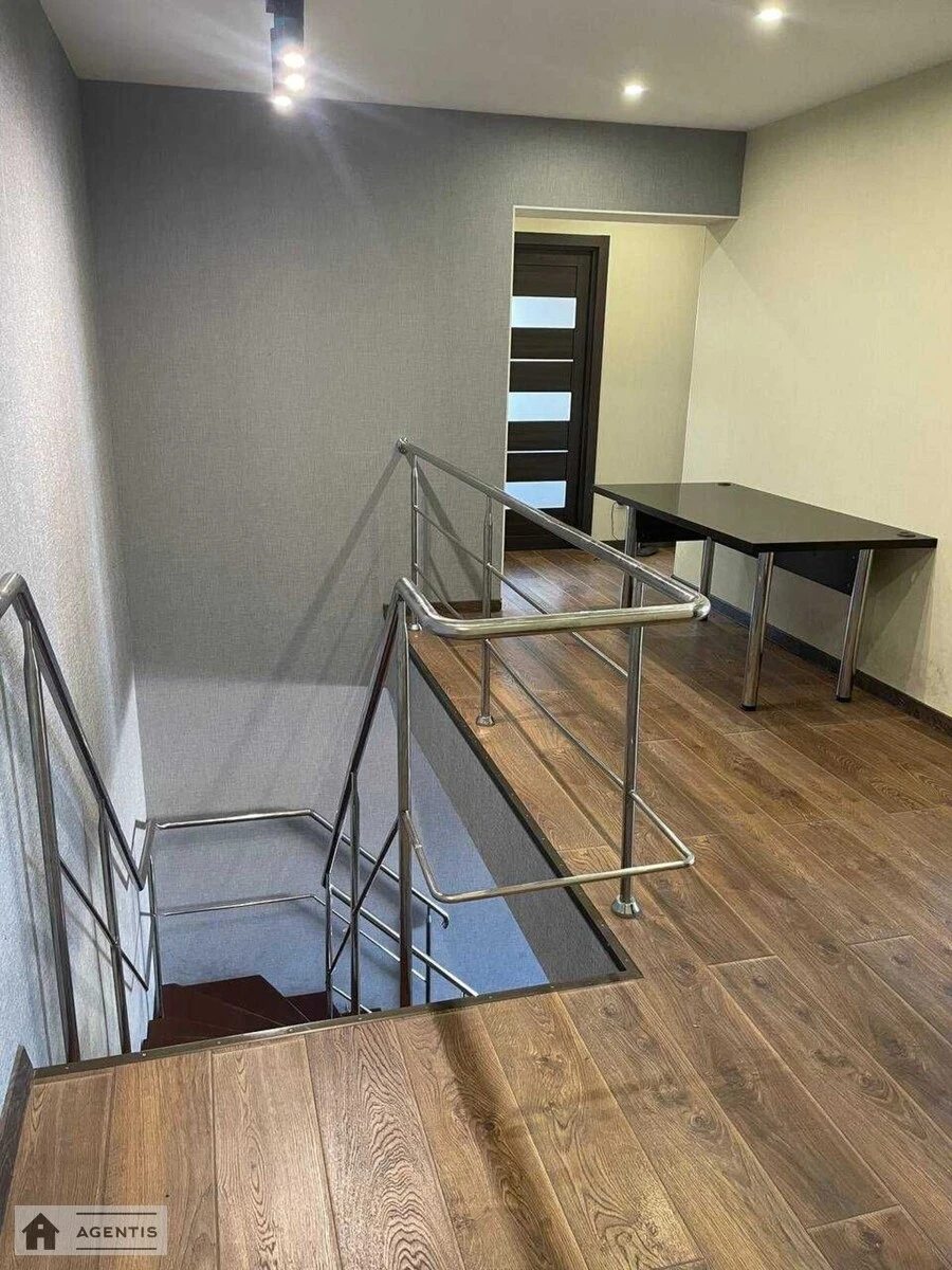Apartment for rent. 5 rooms, 157 m², 19 floor/26 floors. 6, Bogatyrska 6, Kyiv. 
