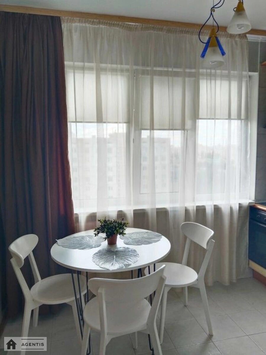 Здам квартиру. 2 rooms, 55 m², 9th floor/12 floors. 26, Героїв Дніпра 26, Київ. 