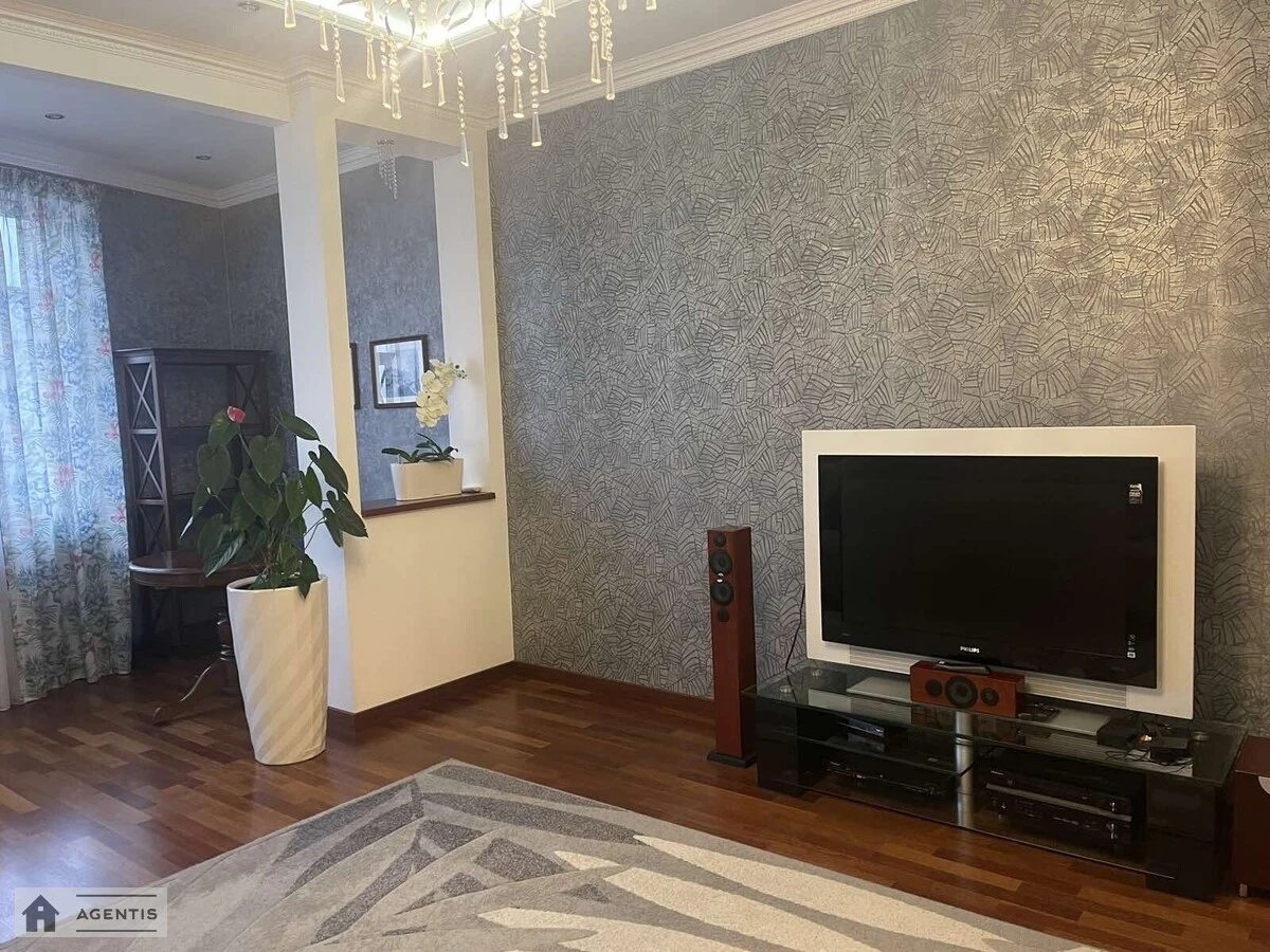 Apartment for rent. 4 rooms, 146 m², 9th floor/18 floors. 6, Staronavodnitcka 6, Kyiv. 