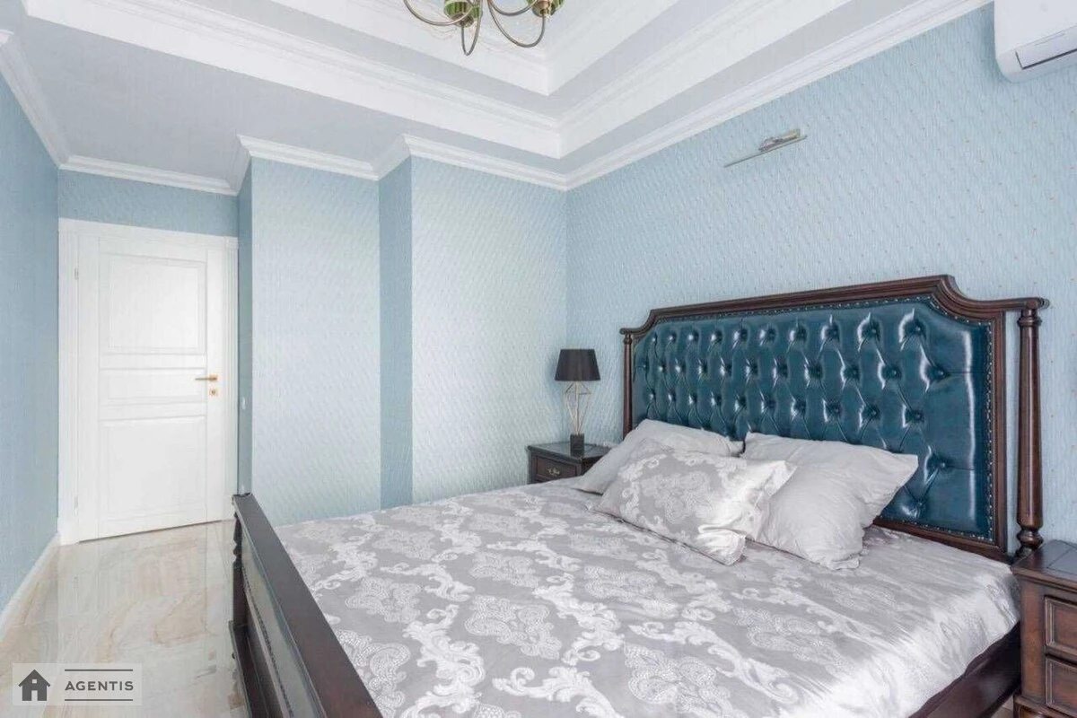 Apartment for rent. 1 room, 55 m², 18 floor/24 floors. 34, Yevhena Konovaltsya vul. Shchorsa, Kyiv. 