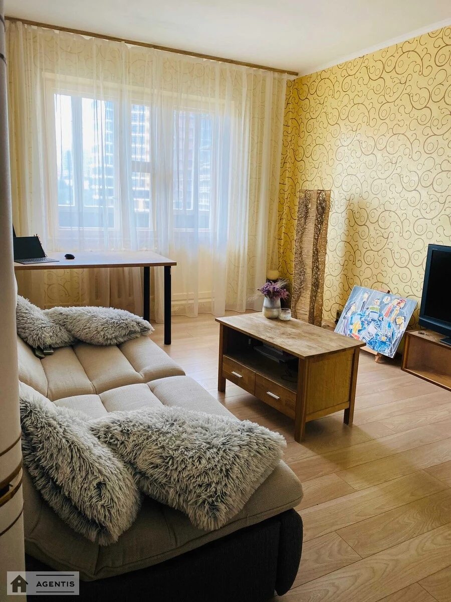 Apartment for rent. 2 rooms, 52 m², 5th floor/9 floors. 27, Lukyanivska 27, Kyiv. 