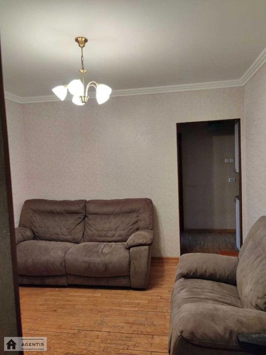 Apartment for rent. 3 rooms, 100 m², 14 floor/25 floors. 38, Urlivska 38, Kyiv. 