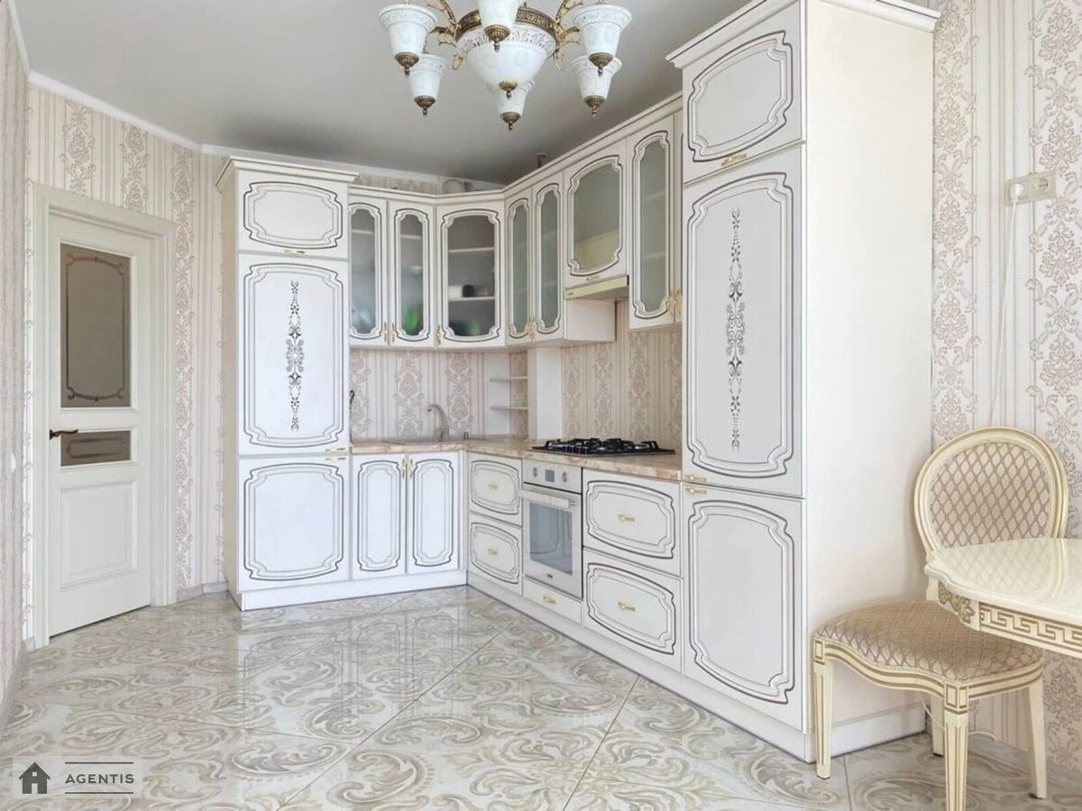 Apartment for rent. 2 rooms, 60 m², 7th floor/10 floors. 75, Alimpiya Halyka vul. Malozemelna, Kyiv. 