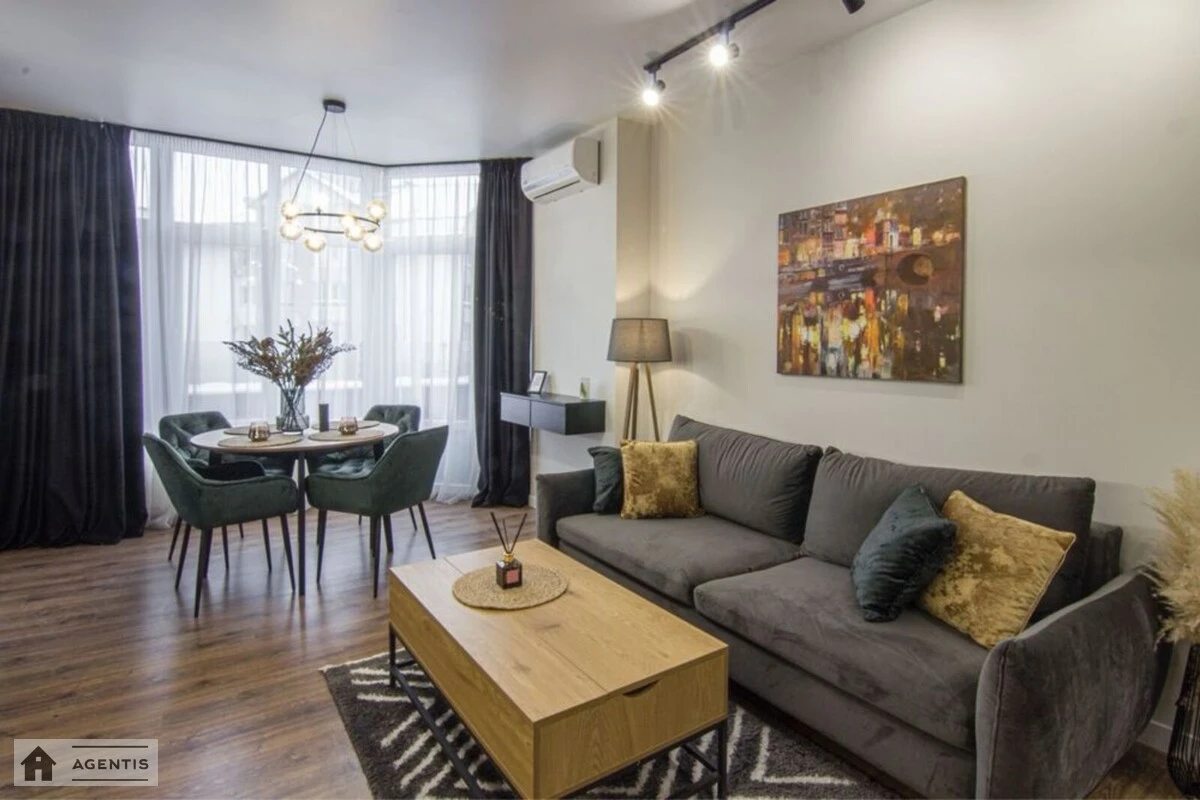 Apartment for rent. 3 rooms, 74 m², 2nd floor/10 floors. 1, Lvivska 1, Kyiv. 