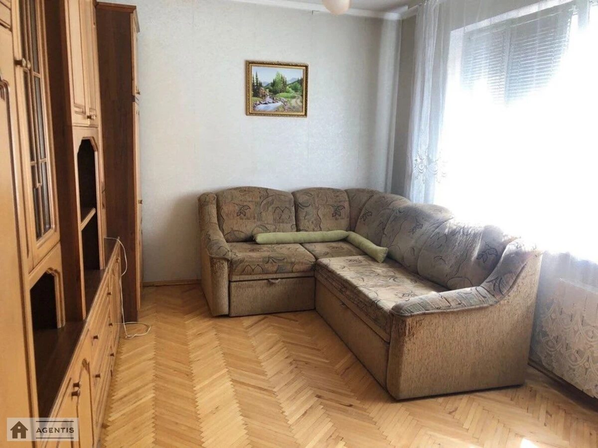 Apartment for rent. 3 rooms, 62 m², 10th floor/12 floors. 98, Pravdy 98, Kyiv. 