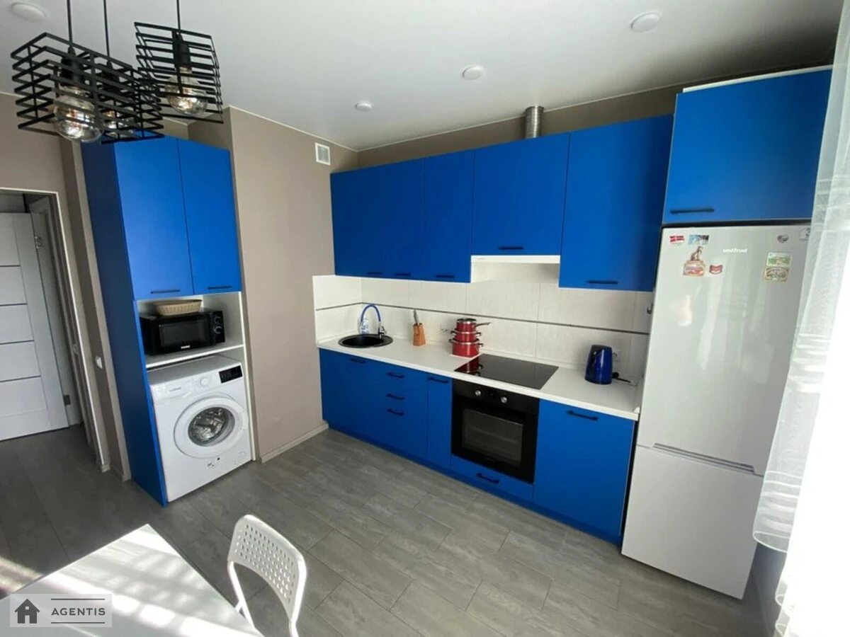 Apartment for rent. 1 room, 43 m², 8th floor/25 floors. Vidradniy, Kyiv. 