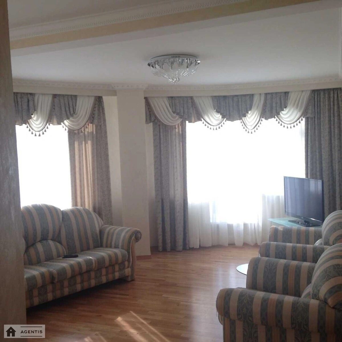 Apartment for rent. 3 rooms, 100 m², 9th floor/25 floors. 18, Mytropolyta Vasylya Lypkivskoho vul. Urytskoho, Kyiv. 