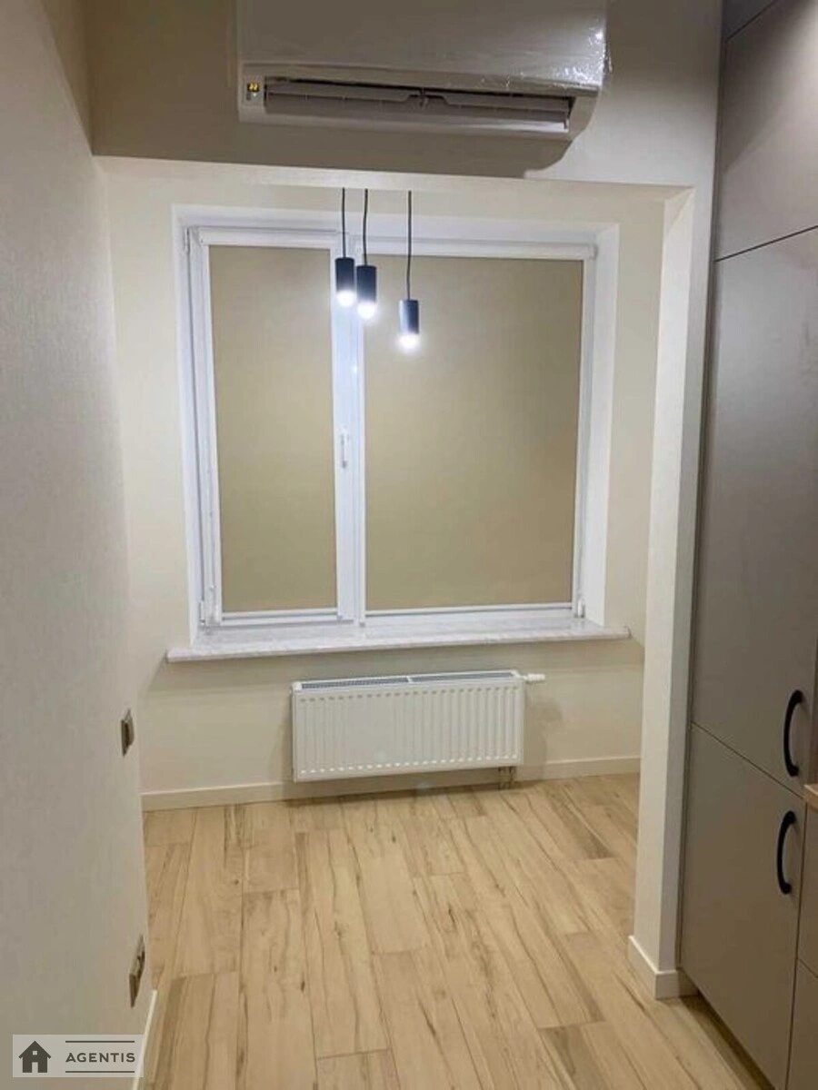 Сдам квартиру. 1 room, 40 m², 8th floor/34 floors. Академіка Заболотного вул., Киев. 