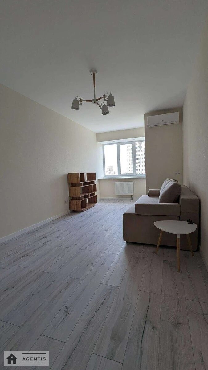 Apartment for rent. 1 room, 44 m², 8th floor/19 floors. 48, Patriarkha Mstyslava Skrypnyka vul. Mykoly Ostrovskoho, Kyiv. 