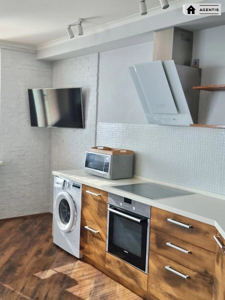 Apartment for rent. 1 room, 48 m², 15 floor/25 floors. 45, Vyshgorodska 45, Kyiv. 