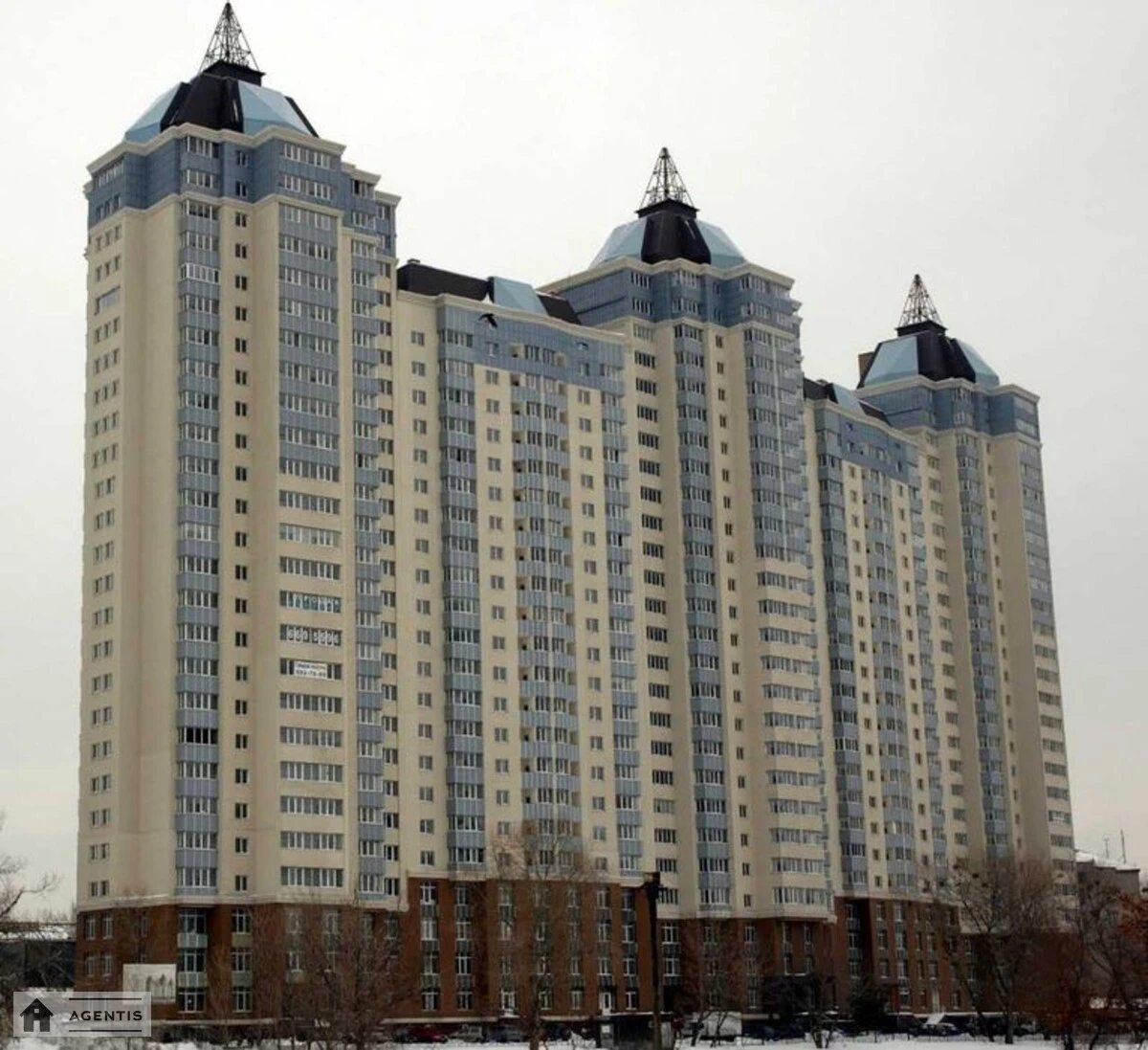 Сдам квартиру. 1 room, 40 m², 29 floor/29 floors. 15, Ованеса Туманяна вул., Киев. 