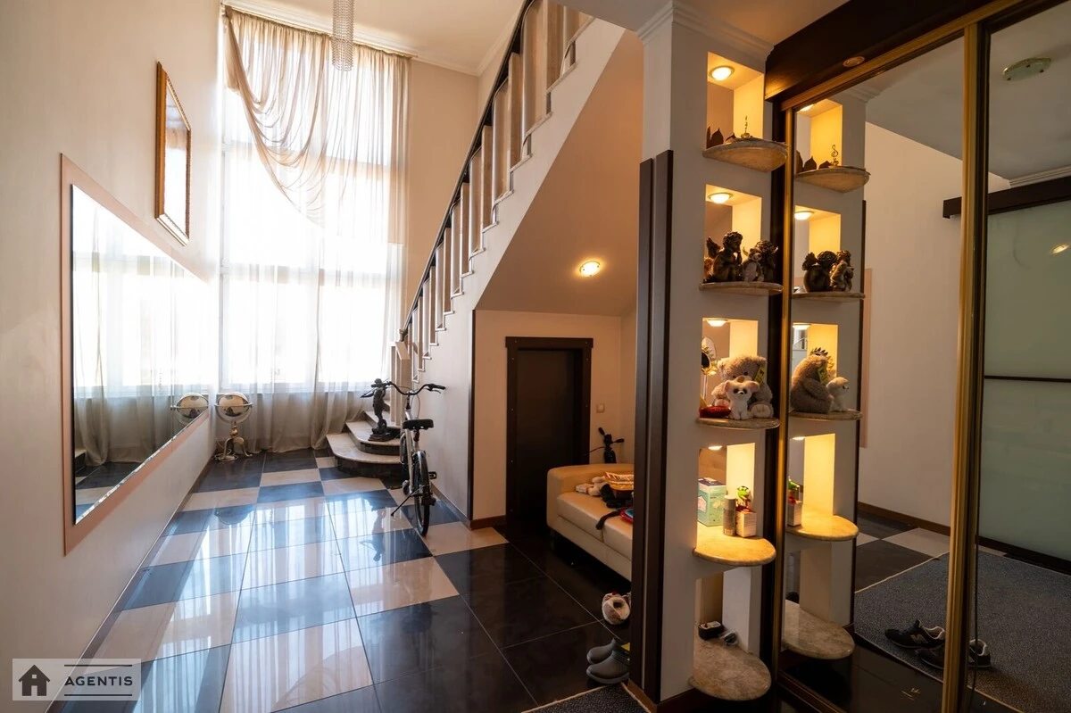 Apartment for rent. 5 rooms, 280 m², 11 floor/11 floors. 4, Volodymyra Ivasyuka prosp. Heroyiv Stalinhrada, Kyiv. 