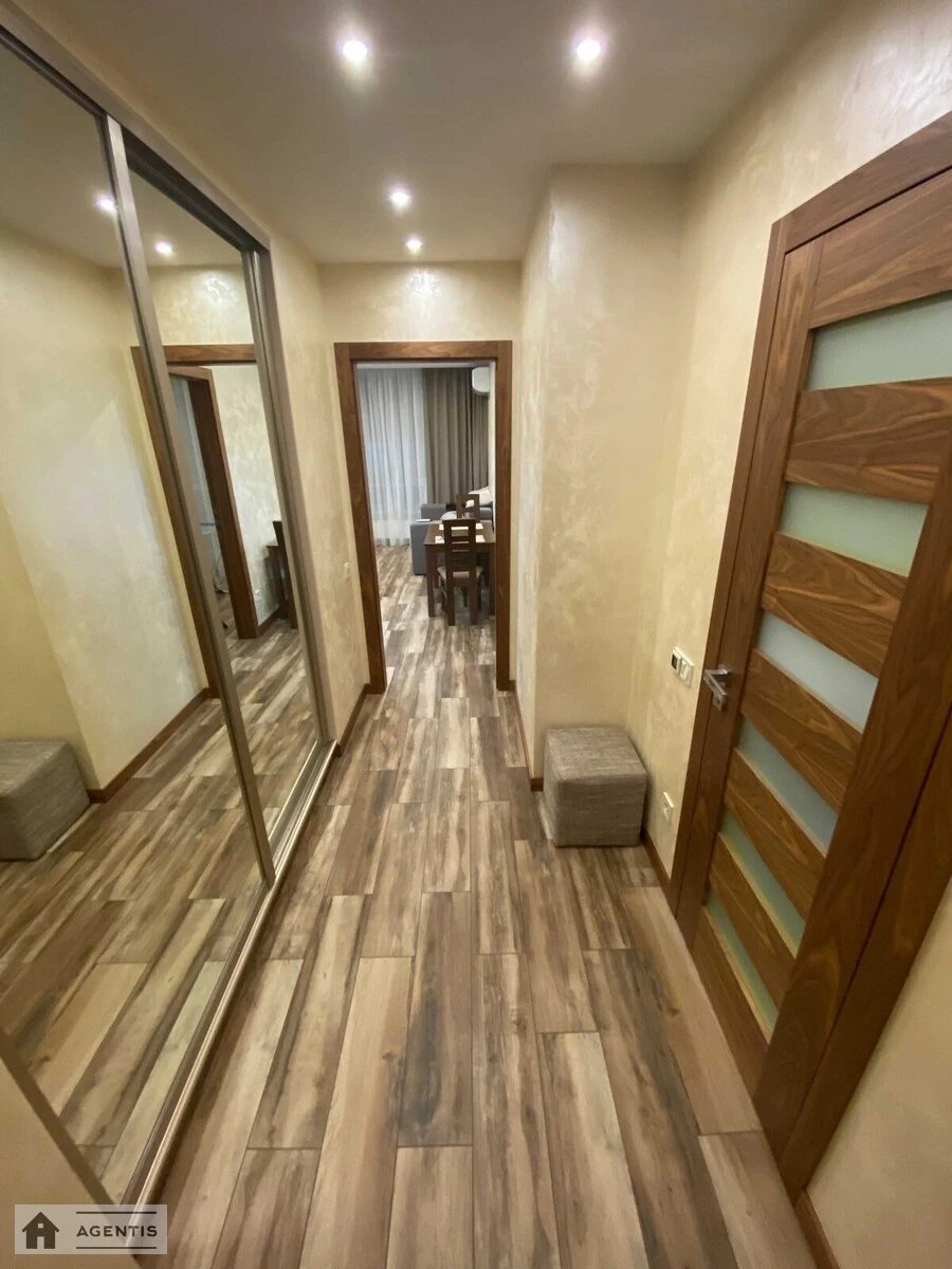 Здам квартиру. 1 room, 50 m², 2nd floor/22 floors. 7, Івана Кудрі вул., Київ. 