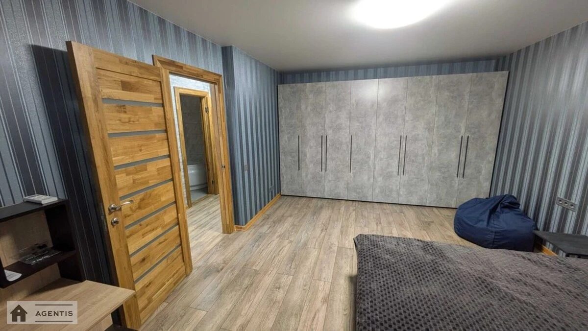 Здам квартиру. 1 room, 38 m², 13 floor/23 floors. 32, Михайла Максимовича вул. (Онуфрія Трутенка), Київ. 