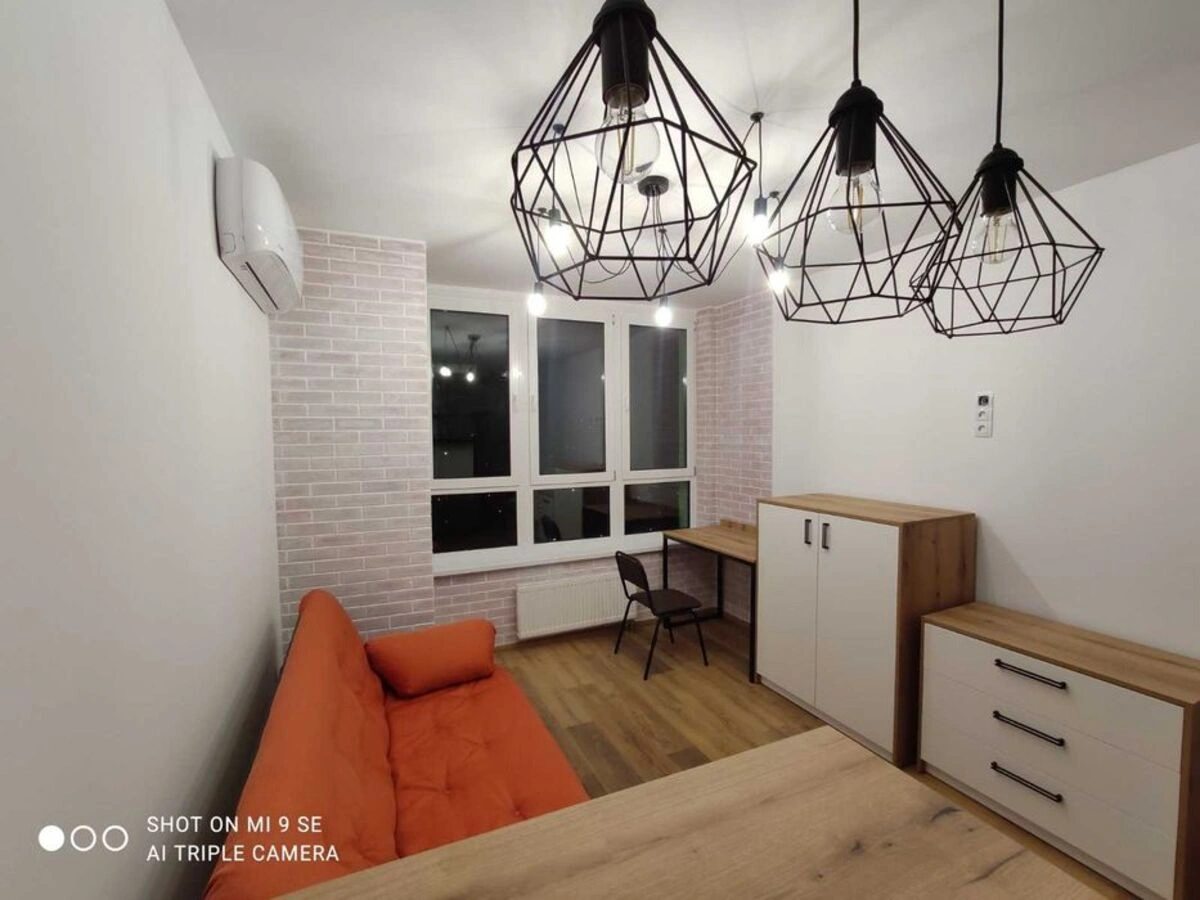 Apartment for rent. 1 room, 25 m², 20 floor/25 floors. Solomyanskyy rayon, Kyiv. 