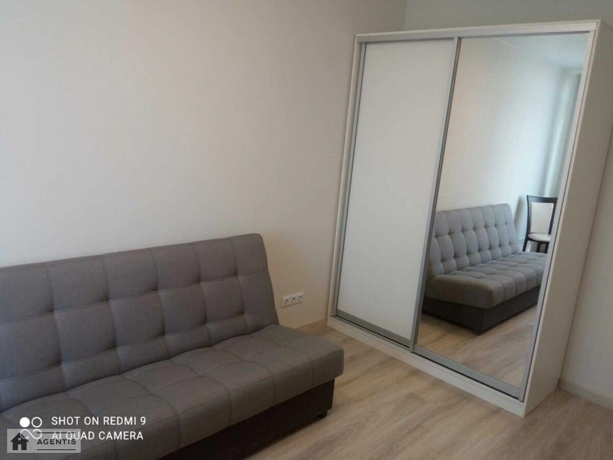 Apartment for rent. 1 room, 35 m², 11 floor/20 floors. 8, Brativ Chybinyeyevykh vul. Chernihivska, Kyiv. 