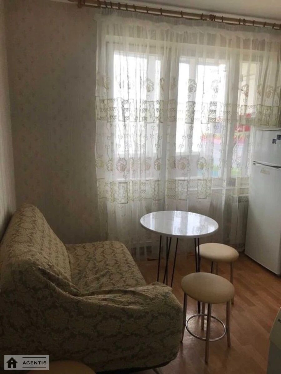 Apartment for rent. 1 room, 36 m², 11 floor/16 floors. 9, Obolonskiy 9, Kyiv. 