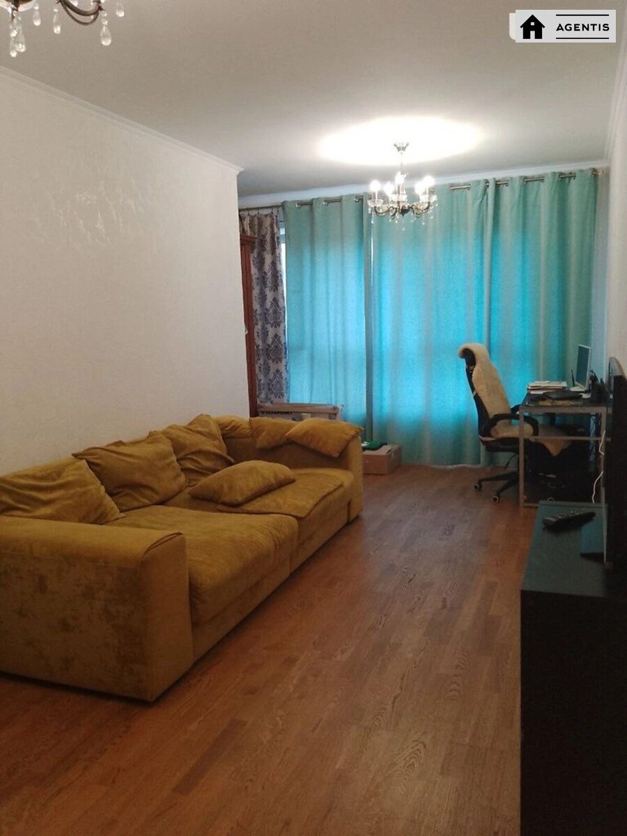 Apartment for rent. 2 rooms, 80 m², 8th floor/19 floors. 35, Yamska 35, Kyiv. 