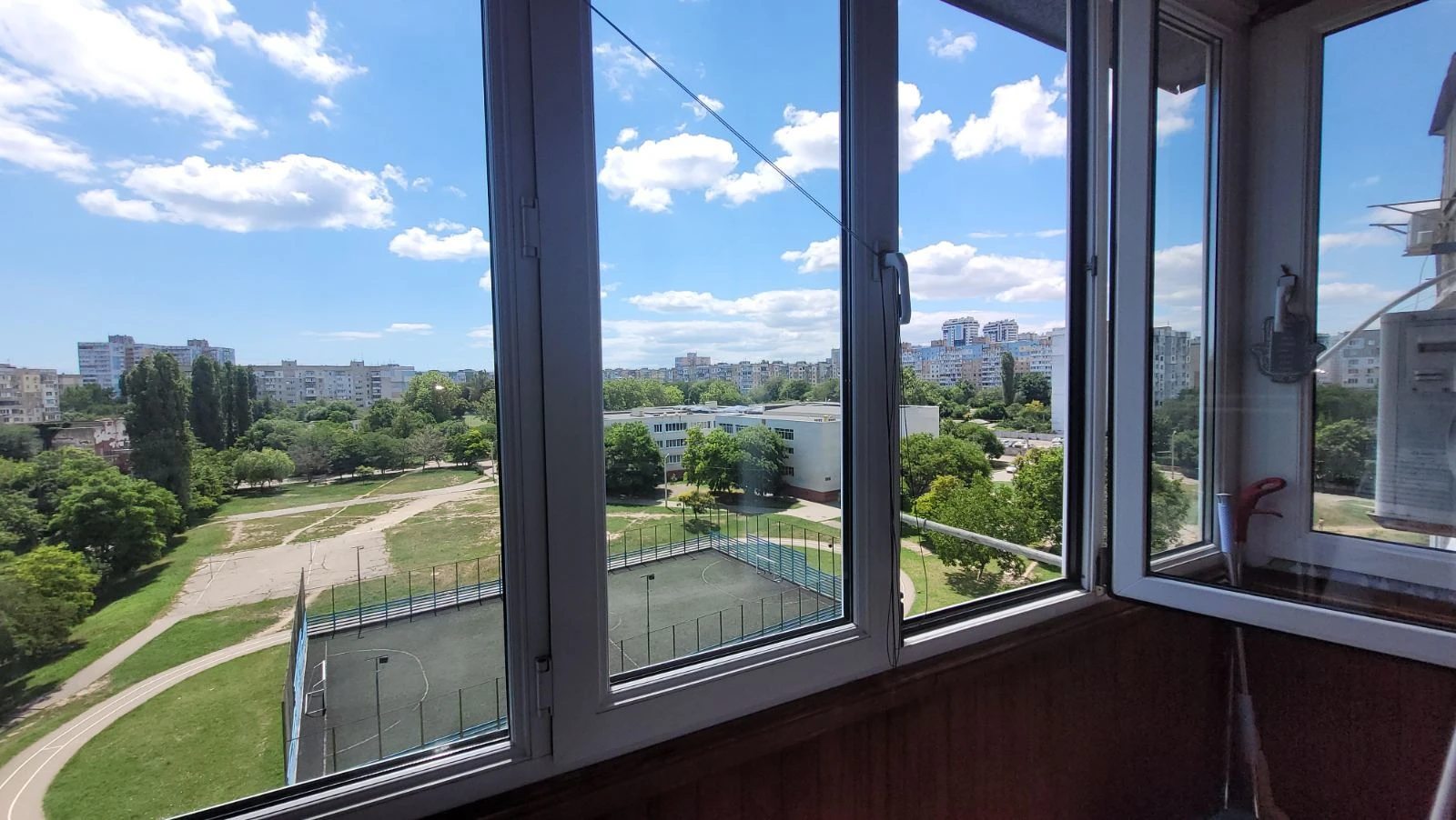Продаж квартири. 2 rooms, 49 m², 5th floor/9 floors. 81, Вильямса Академика ул., Одеса. 
