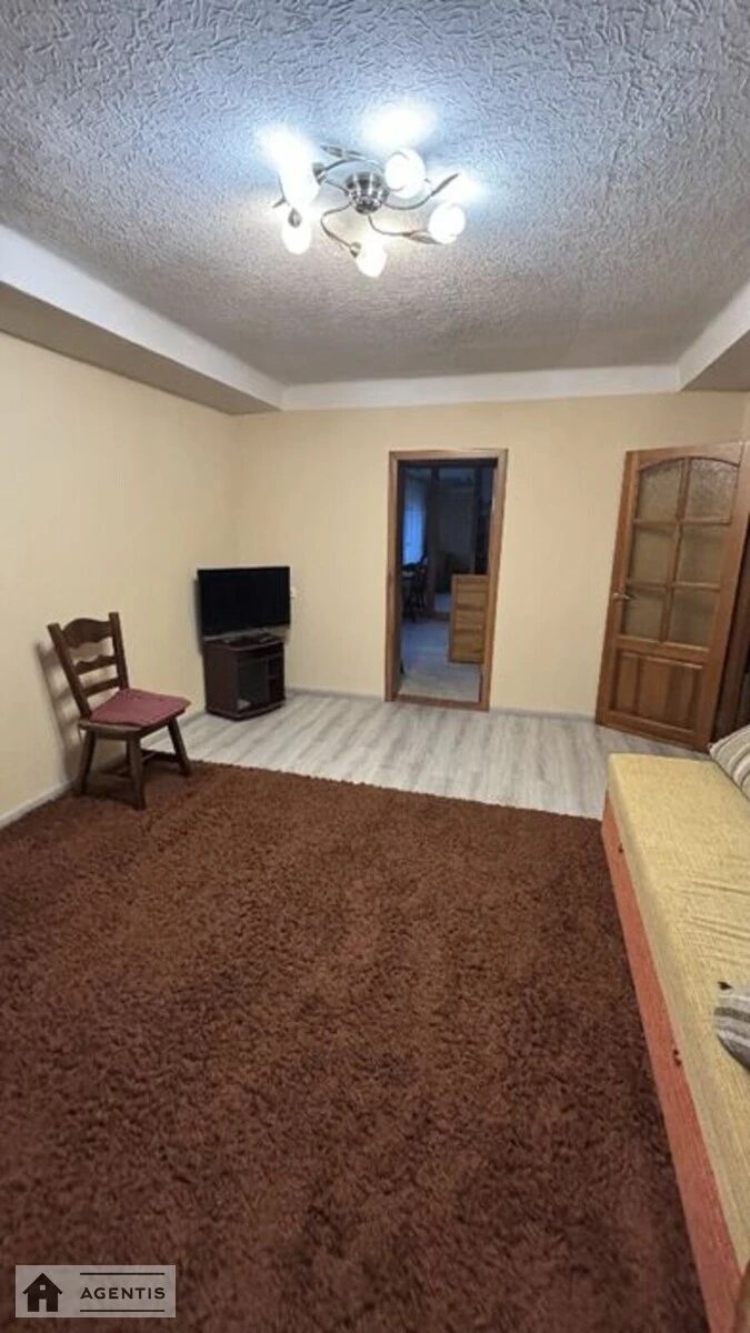 Здам квартиру. 2 rooms, 50 m², 8th floor/9 floors. 5, Новогоспітальна вул. (Щорса), Київ. 