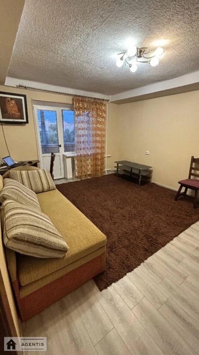 Apartment for rent. 2 rooms, 50 m², 8th floor/9 floors. 5, Novohospitalna vul. Shchorsa, Kyiv. 