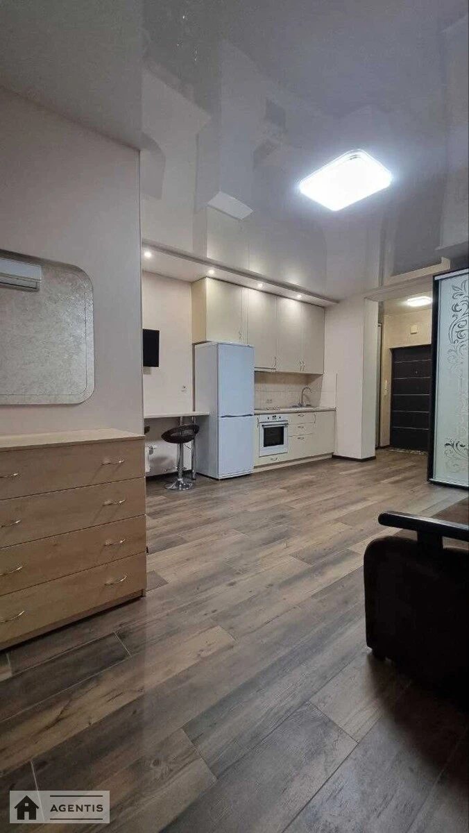 Здам квартиру. 1 room, 32 m², 6th floor/9 floors. Регенераторна 4, Київ. 