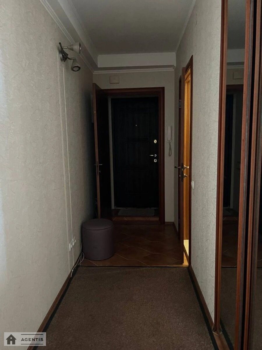 Apartment for rent. 2 rooms, 63 m², 8th floor/8 floors. 25, Mytropolyta Vasylya Lypkivskoho vul. Urytskoho, Kyiv. 