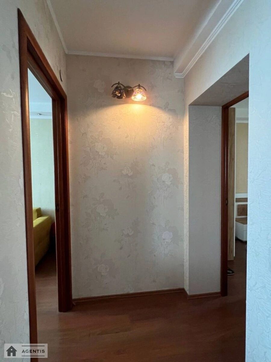 Здам квартиру. 2 rooms, 63 m², 8th floor/8 floors. 25, Митрополита Василя Липківського вул. (Урицького), Київ. 