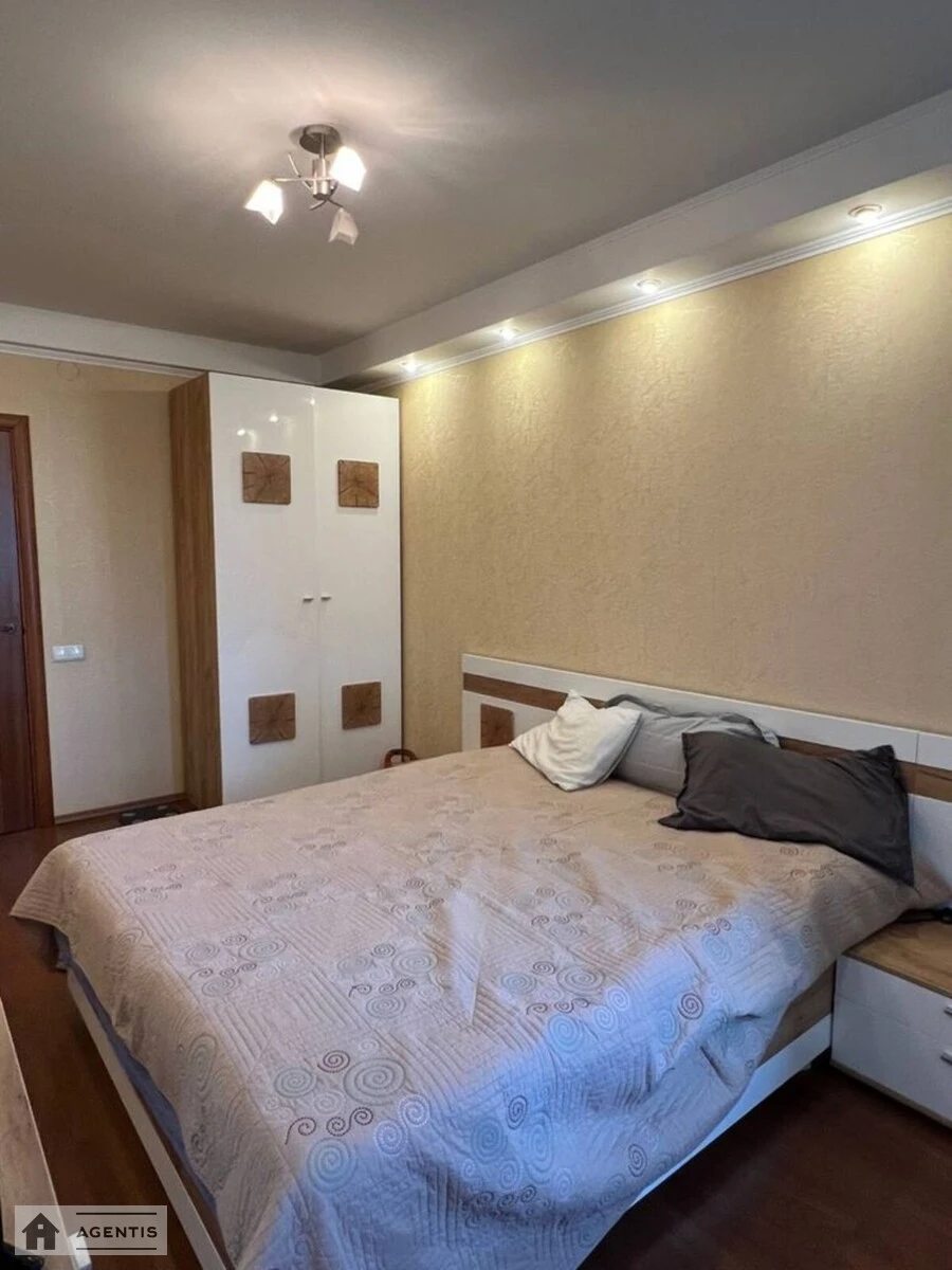 Apartment for rent. 2 rooms, 63 m², 8th floor/8 floors. 25, Mytropolyta Vasylya Lypkivskoho vul. Urytskoho, Kyiv. 