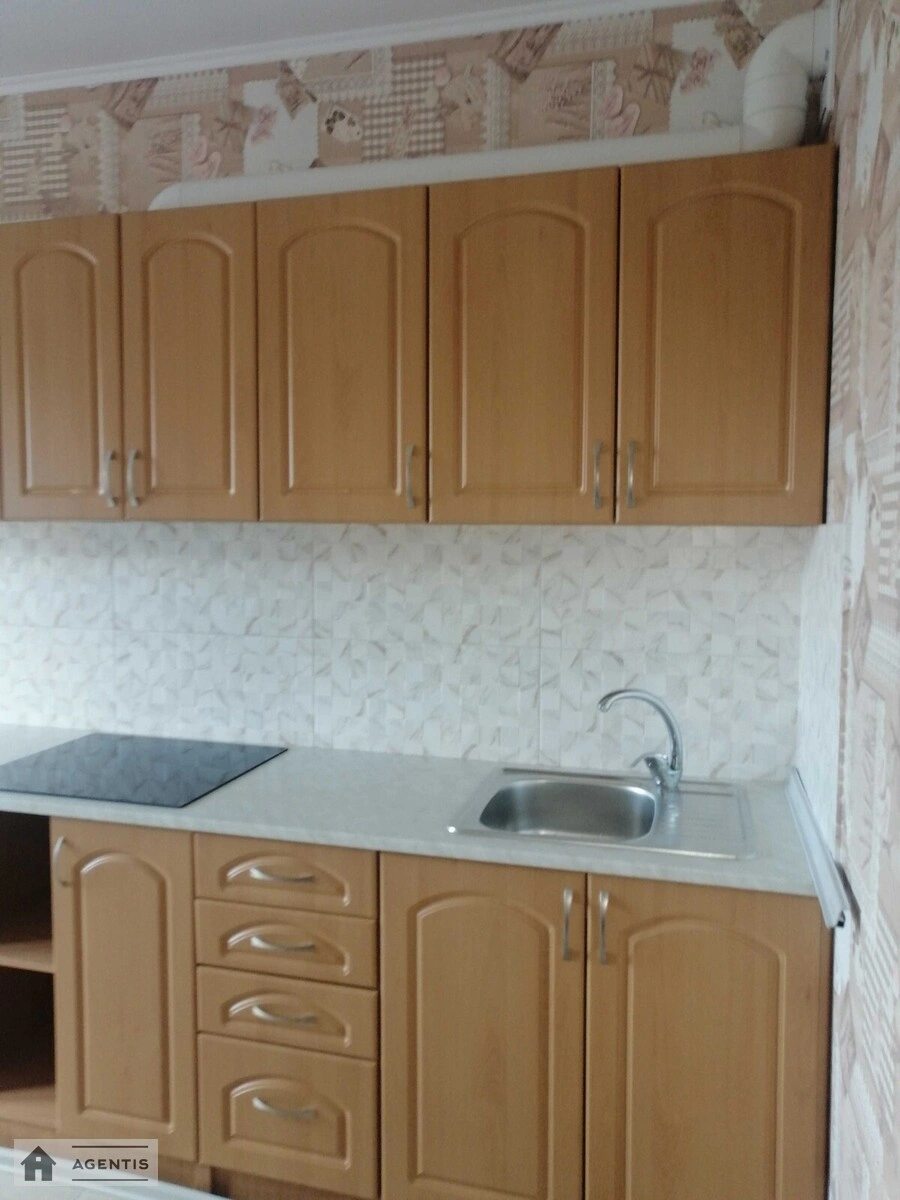 Здам квартиру 2 кімнати, 73 m², 20 пов./25 поверхів. 20, Урлівська 20, Київ. 