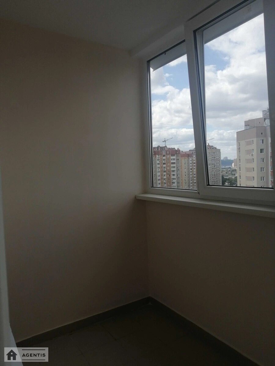 Apartment for rent 2 rooms, 73 m², 20th fl./25 floors. 20, Urlivska 20, Kyiv. 