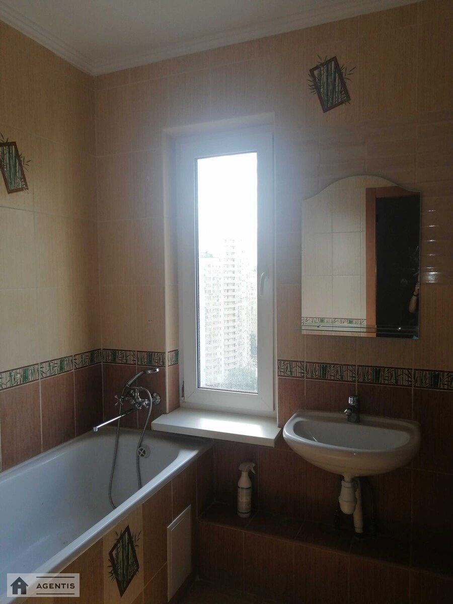 Apartment for rent 2 rooms, 73 m², 20th fl./25 floors. 20, Urlivska 20, Kyiv. 