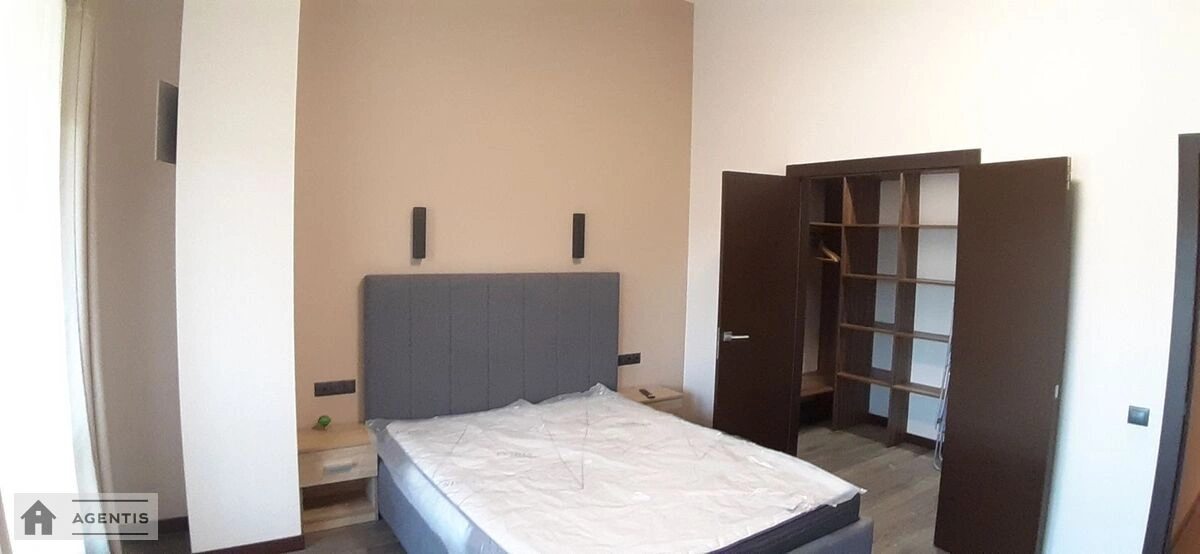 Apartment for rent. 4 rooms, 160 m², 2nd floor/3 floors. 74, Henerala Naumova vul., Kyiv. 