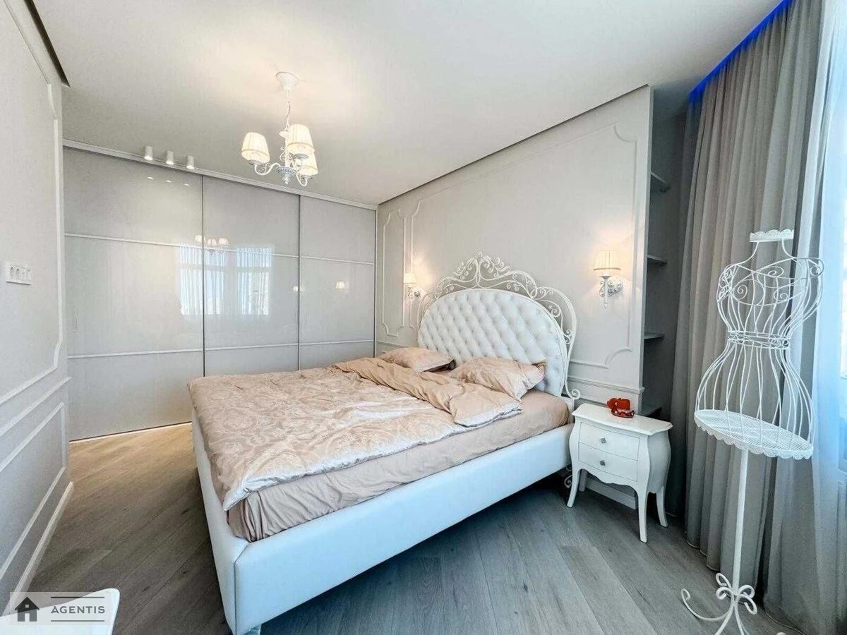Apartment for rent. 2 rooms, 86 m², 19 floor/25 floors. Anny Akhmatovoyi vul., Kyiv. 