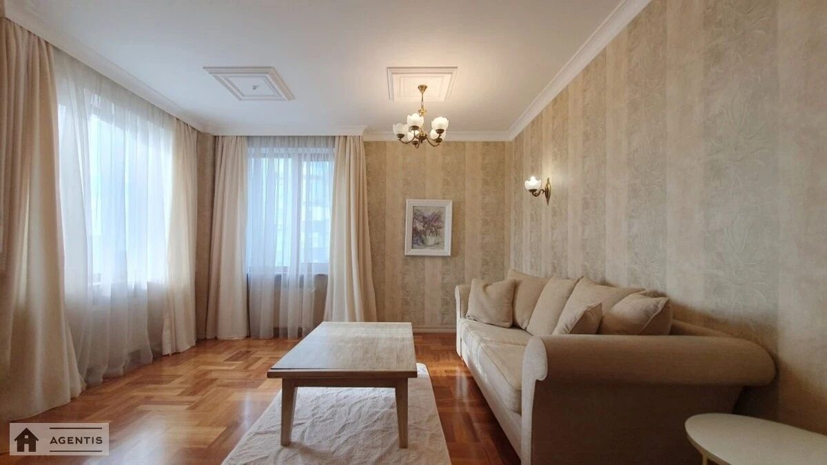Сдам квартиру. 3 rooms, 120 m², 13 floor/26 floors. 22, Львовская 22, Киев. 