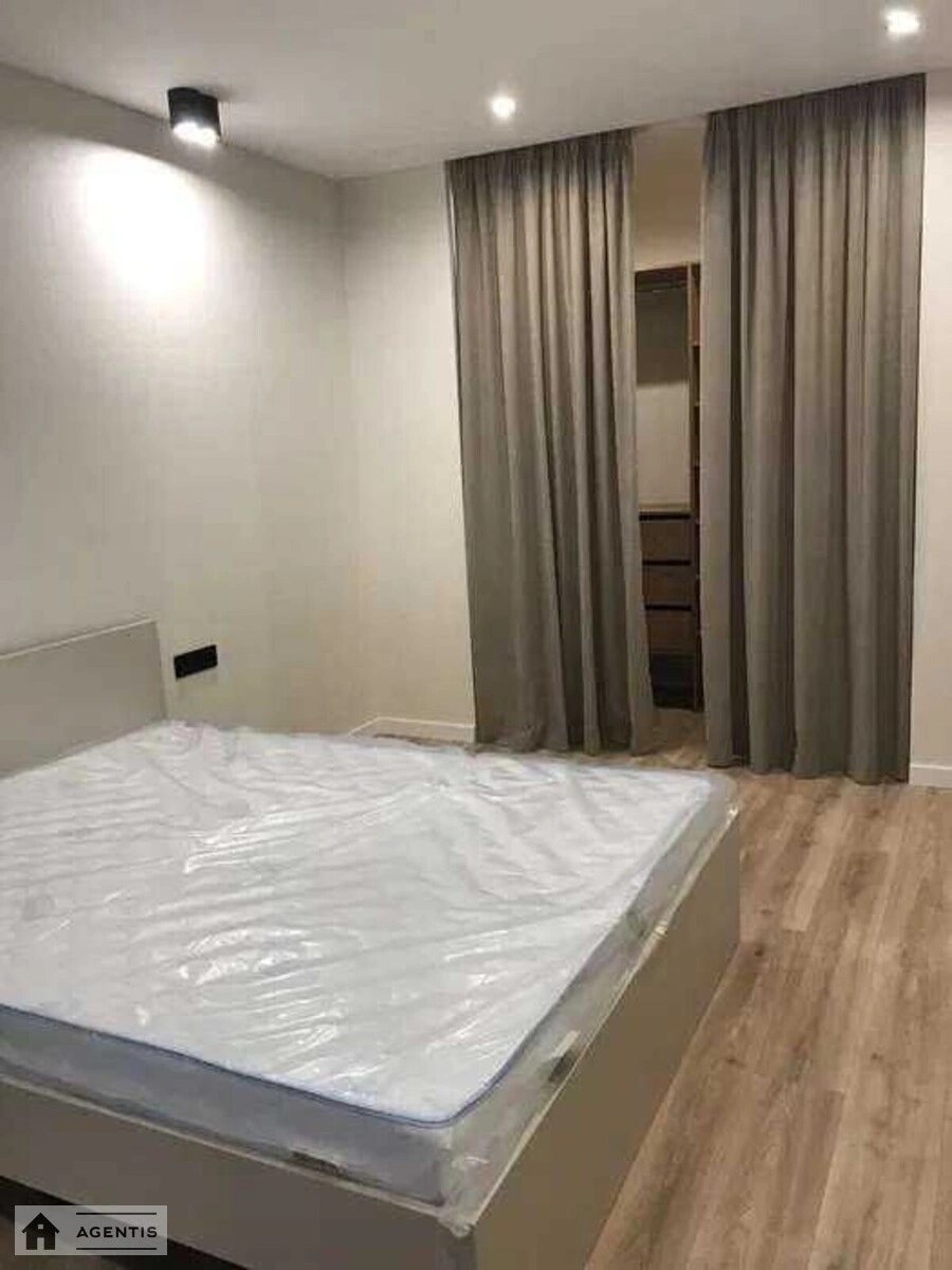 Здам квартиру. 2 rooms, 49 m², 1st floor/10 floors. 8, Юності 8, Київ. 