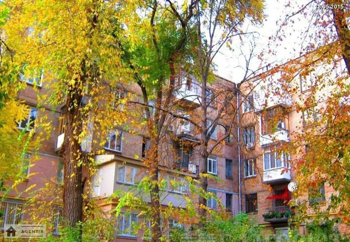 Apartment for rent. 2 rooms, 50 m², 4th floor/5 floors. Laboratorniy, Kyiv. 