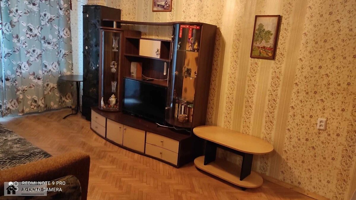 Apartment for rent. 2 rooms, 45 m², 5th floor/5 floors. 10, Metrologichna 10, Kyiv. 