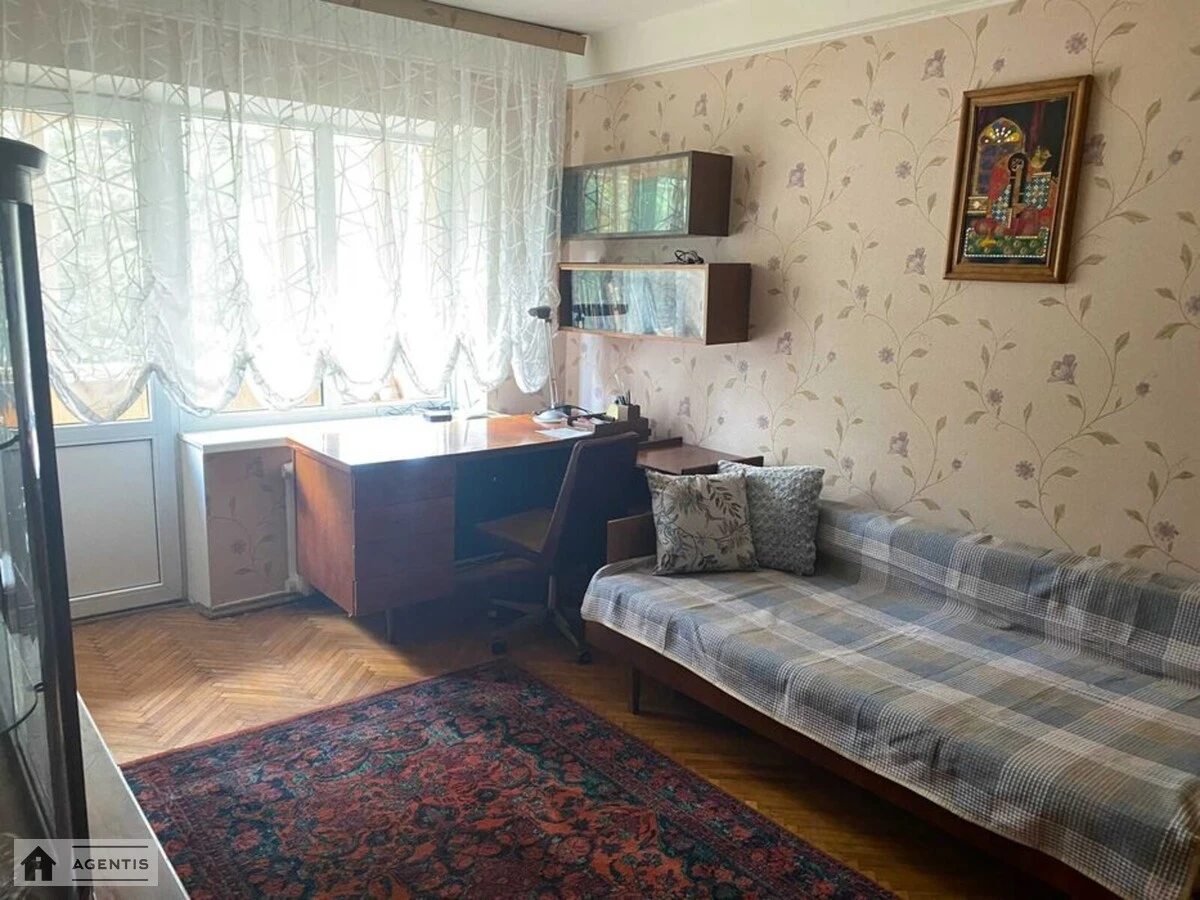 Сдам квартиру. 2 rooms, 38 m², 2nd floor/5 floors. 53, Васильковская 53, Киев. 