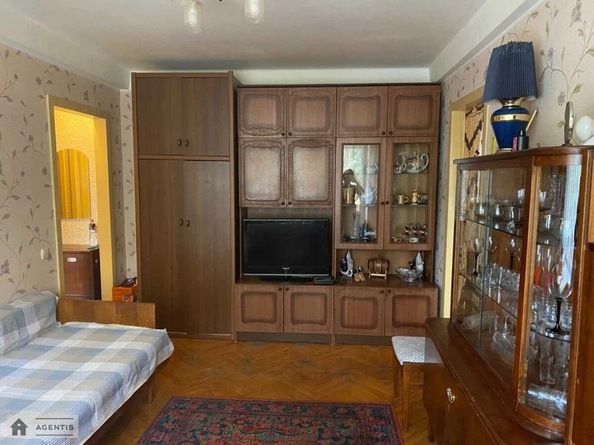 Здам квартиру. 2 rooms, 38 m², 2nd floor/5 floors. 53, Васильківська 53, Київ. 