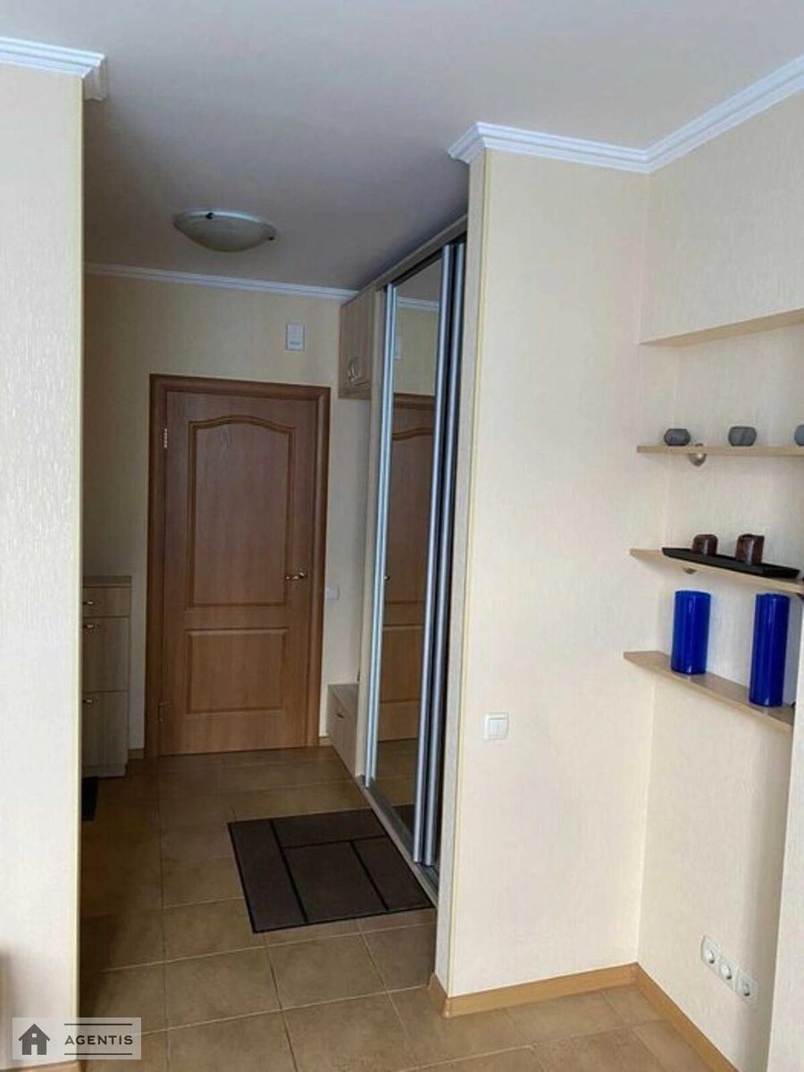 Apartment for rent. 1 room, 49 m², 10th floor/19 floors. 3, Stepana Rudnytskoho vul., Kyiv. 